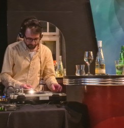 Maľuj Podľa Seba – vernisáž & dražba