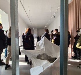 SŠUP / Komentovaná prehliadka a workshop / Stano Masár - Ako čítať skutočnosť?