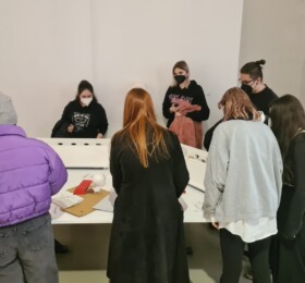 SŠUP / Komentovaná prehliadka a workshop / Stano Masár - Ako čítať skutočnosť?
