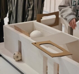 SŠUP / Komentovaná prehliadka a workshop / Stano Masár - Ako čítať skutočnosť?