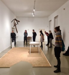 Komentovaná prehliadka a workshop / Stano Masár - Ako čítať skutočnosť?
