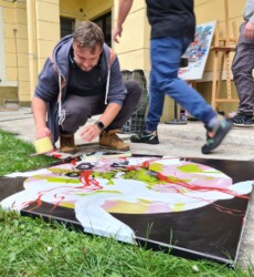 Maľuj podľa seba 8. ročník